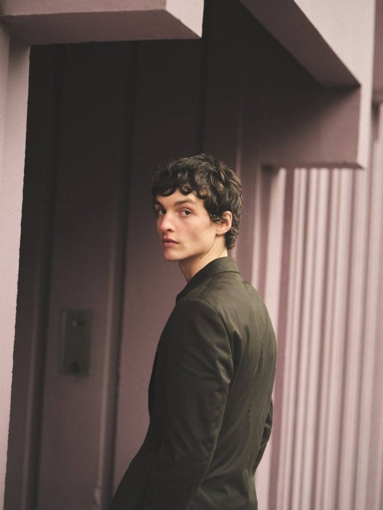 City — Massimo Dutti