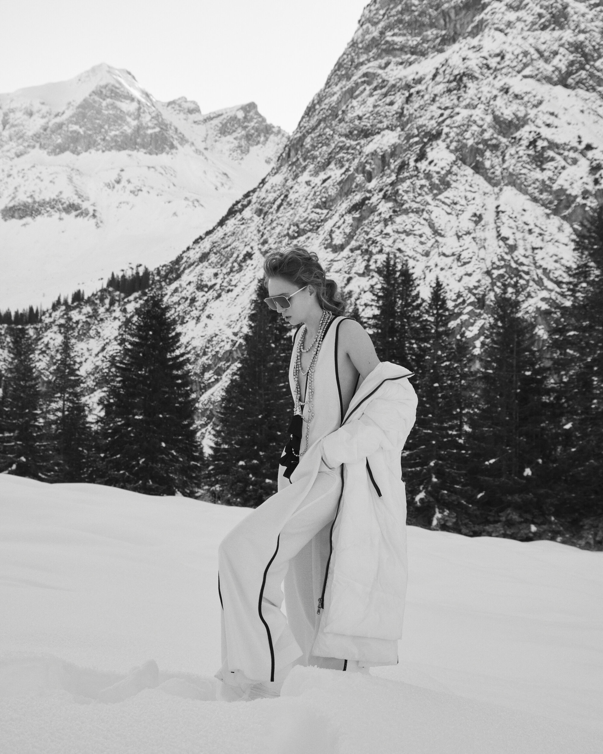 ADRIENNE JÜLIGER