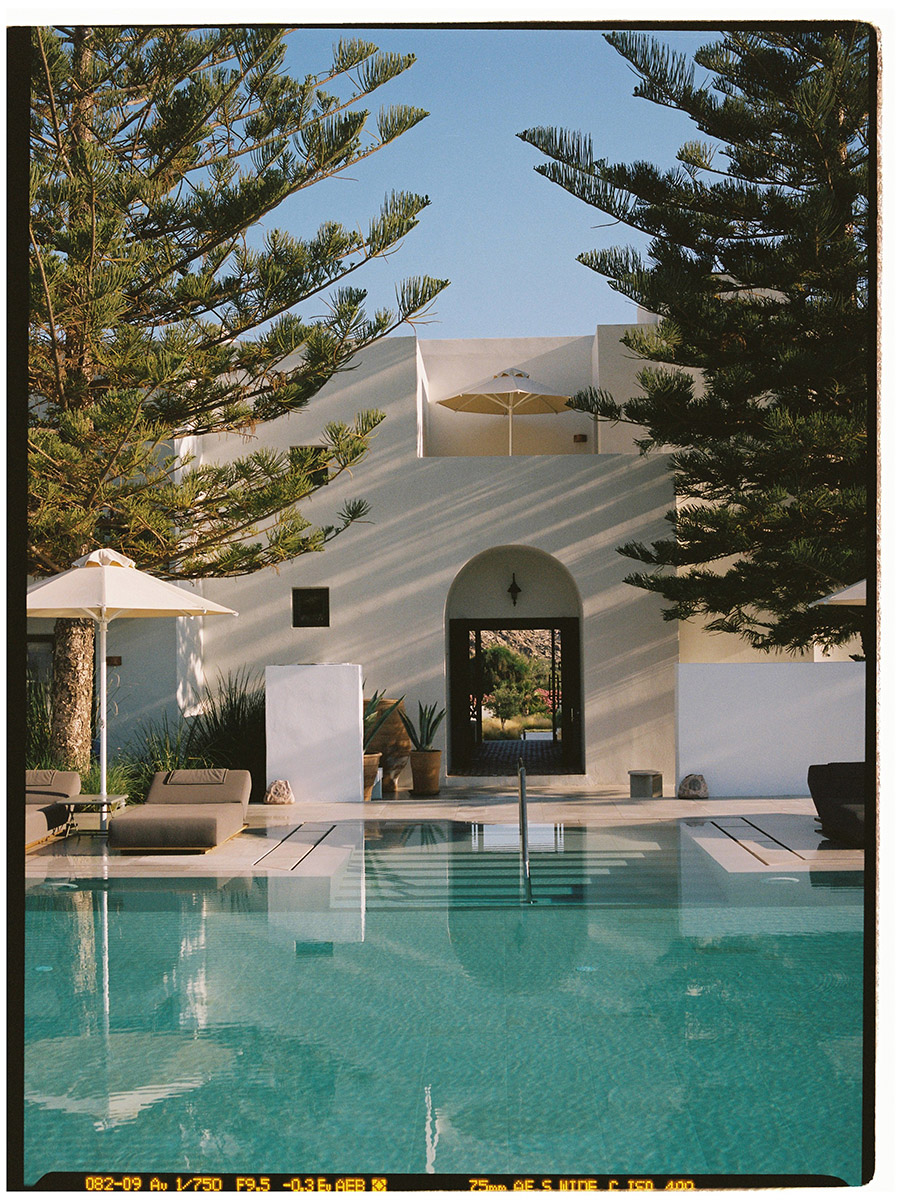 Parilio Hotel