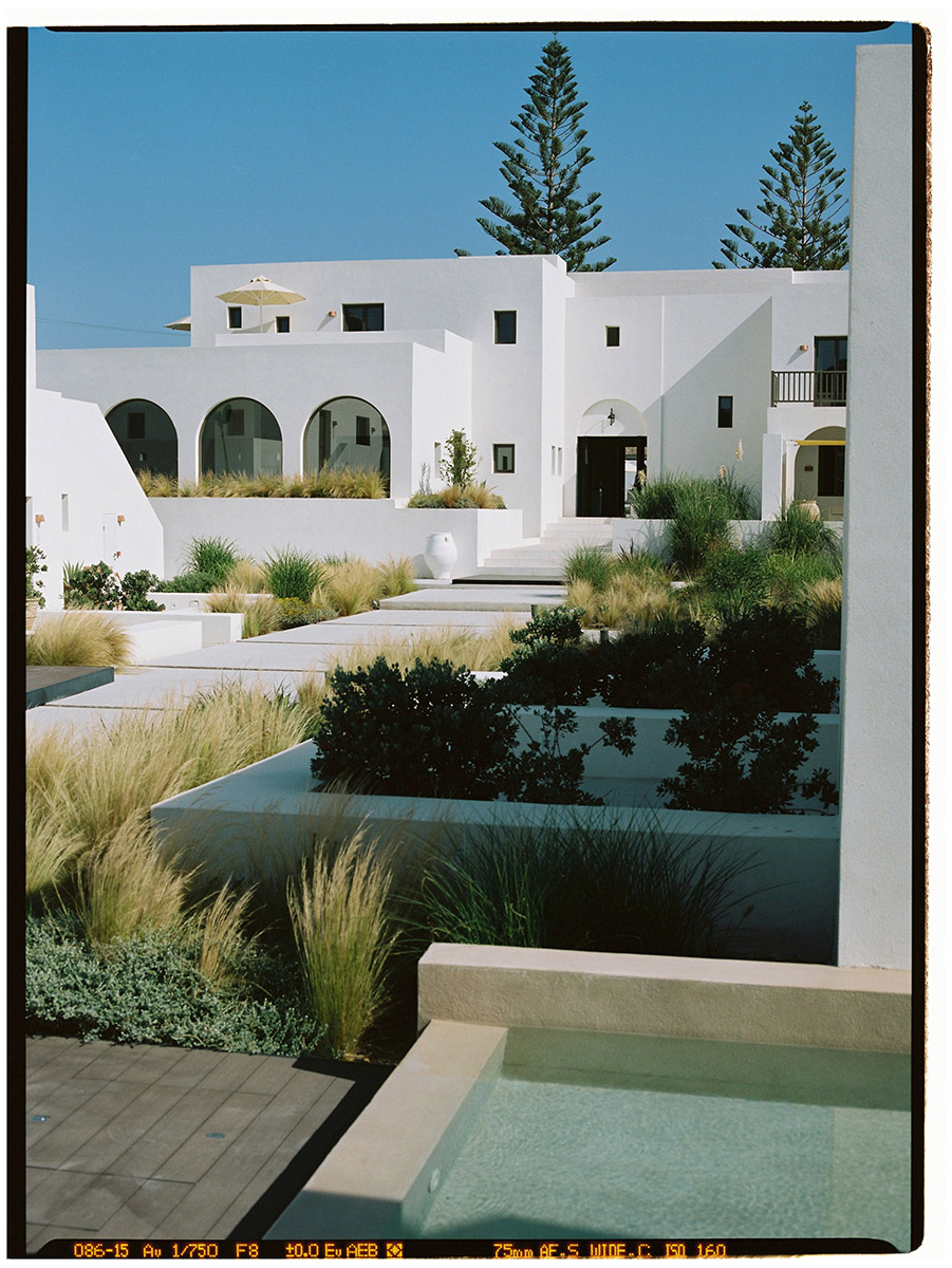 Parilio Hotel