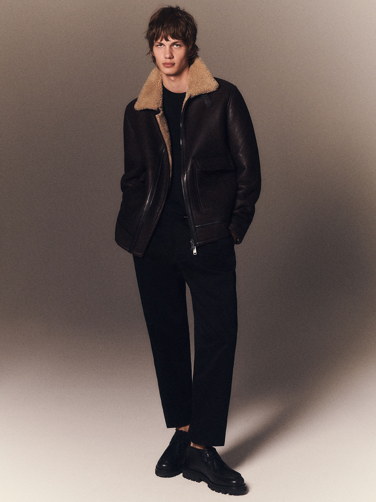 Antique Row — Massimo Dutti