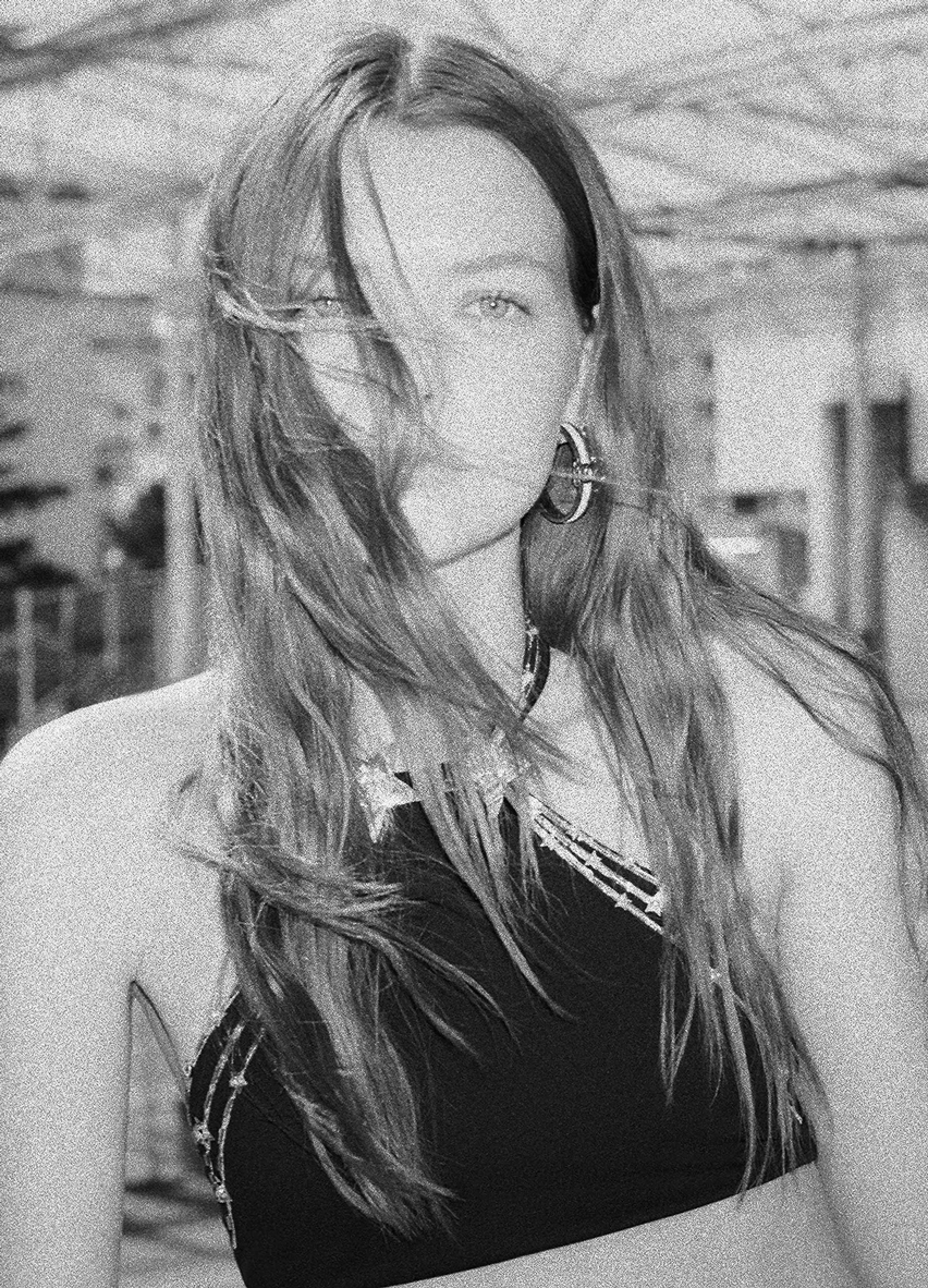 Louise Robert — PUSS PUSS Magazine