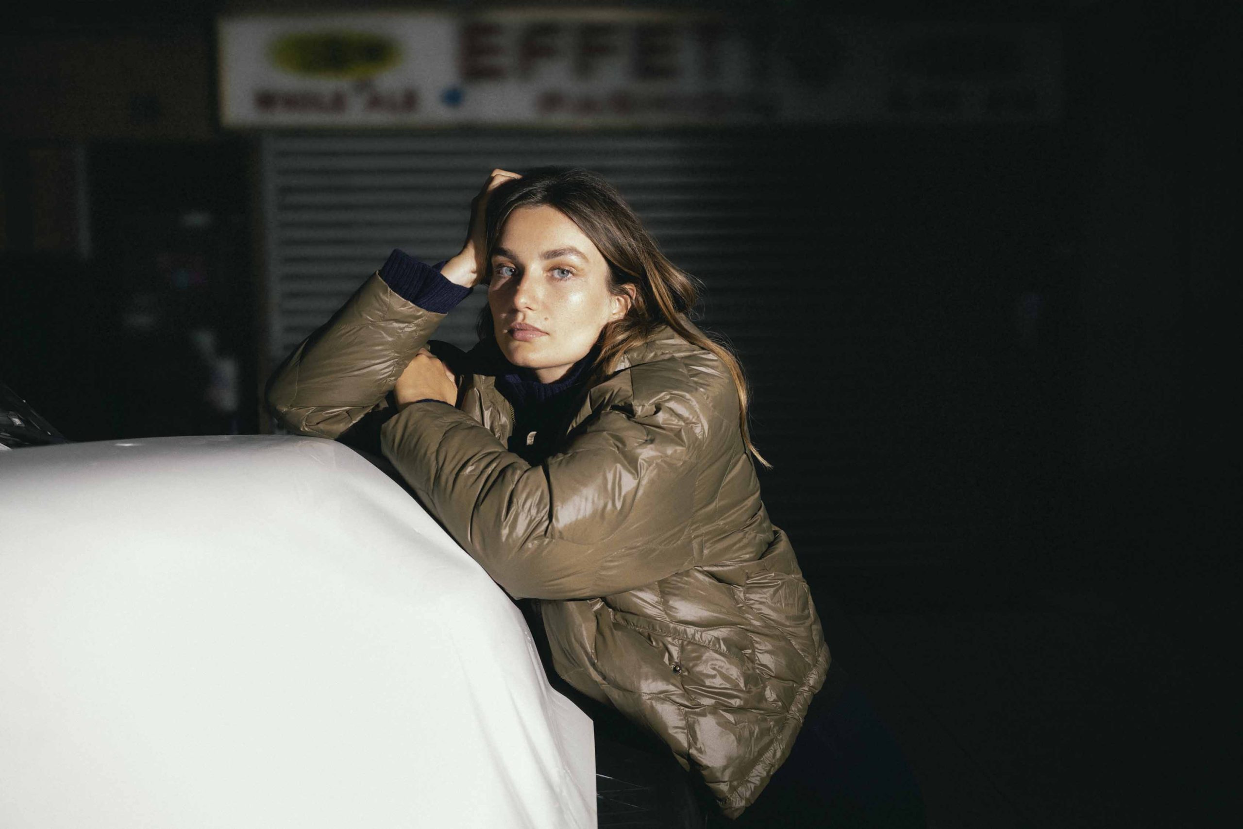 Outside / Report NY