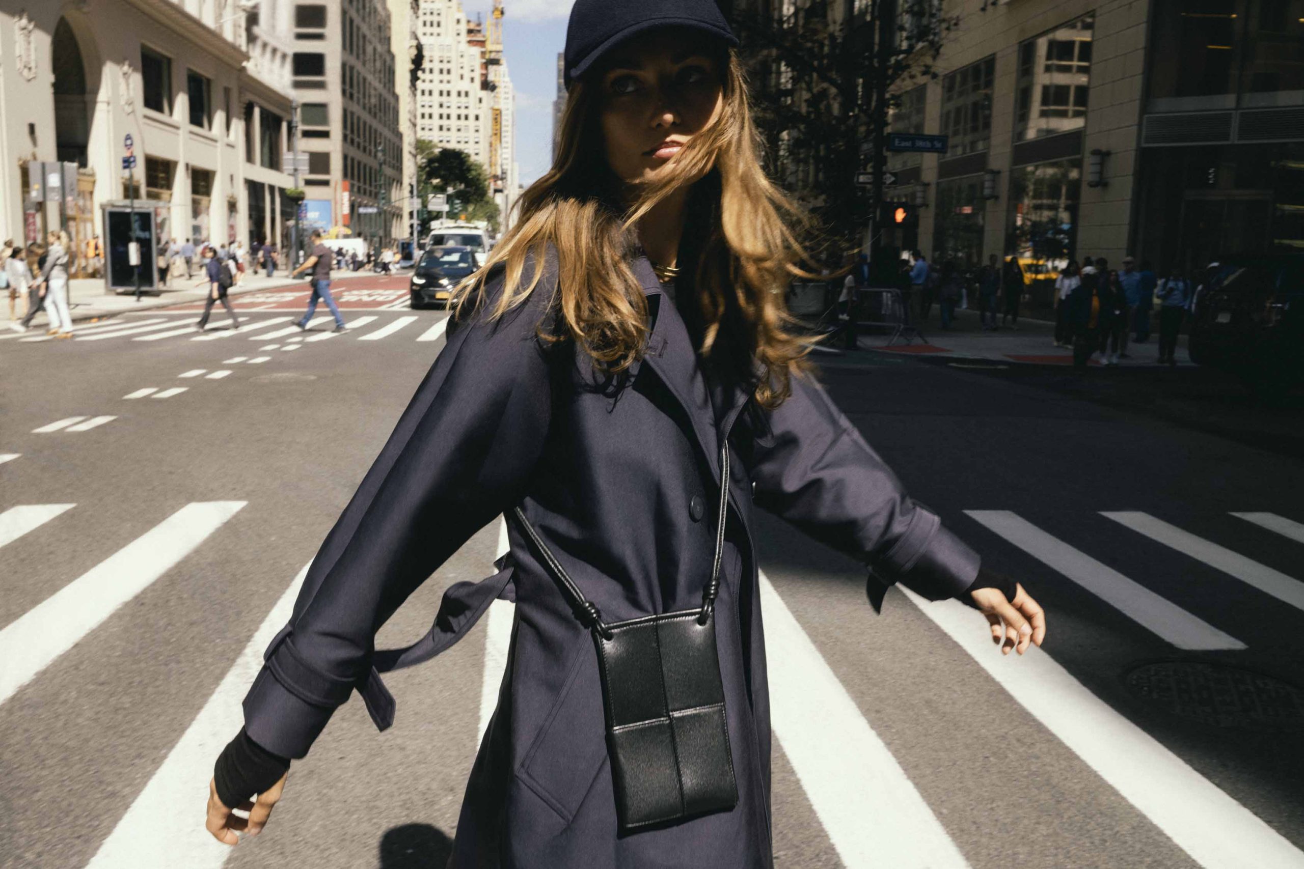 Outside / Report NY