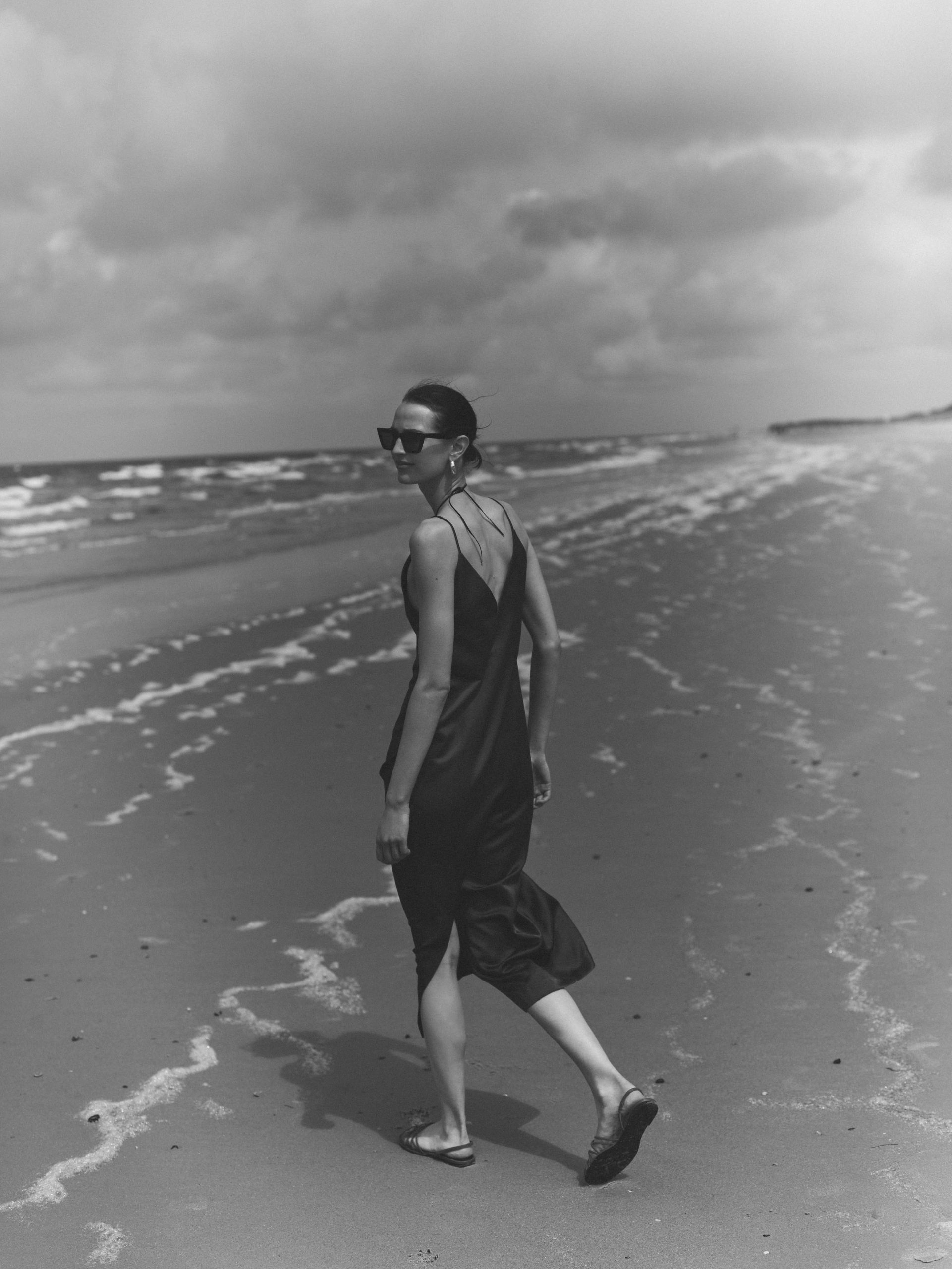 Minimal Resort  — Massimo Dutti